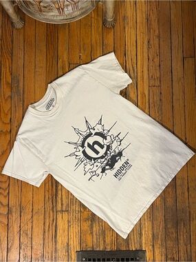 Hidden NY Logo Merch Cream T-Shirt M